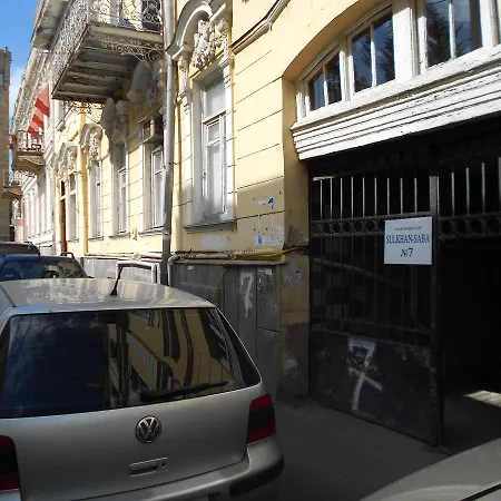 Apartment On Sulkhan-Saba Roma Tbilisi Exterior photo